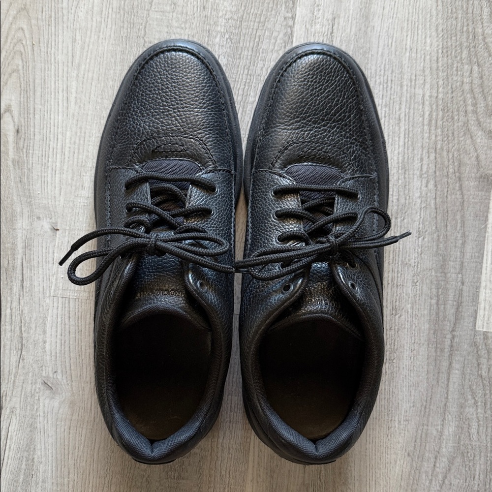 Men’s 15 W Rockport World Tour Classic Walking Shoes MWT18